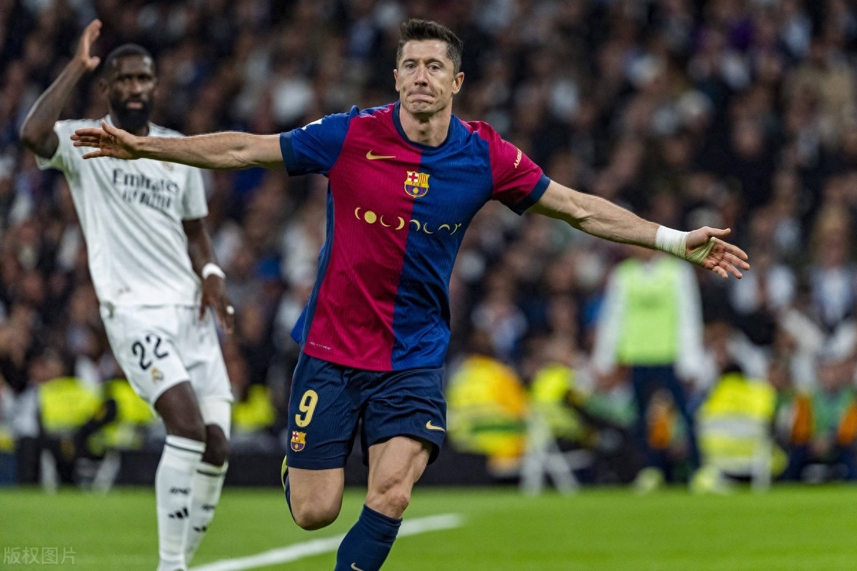 关于莱万多夫斯基新星表现优异表现突出,法国队前途光明!比赛高潮迭起的信息-九游行业领航者